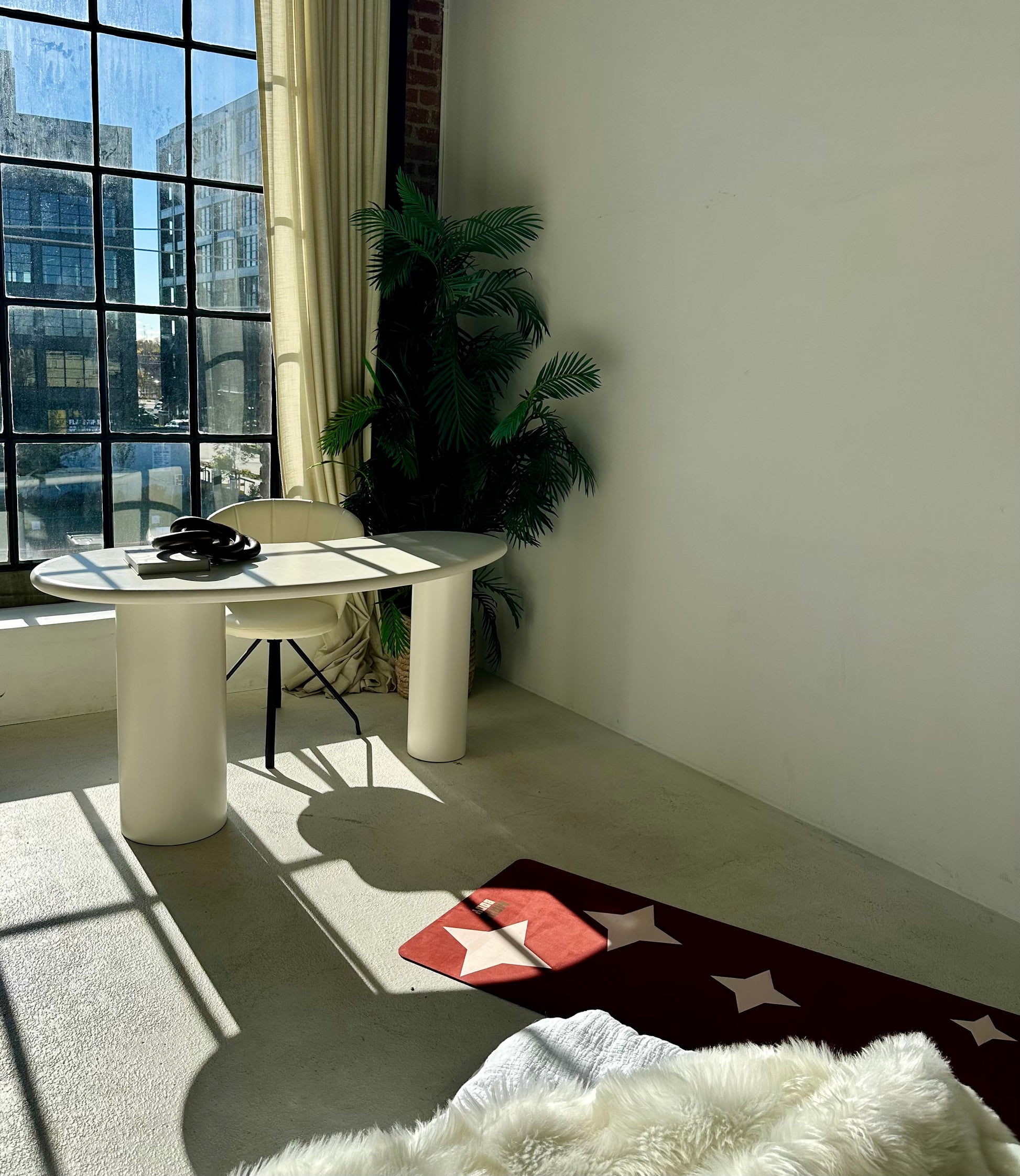 Chic Washable Yoga Mats That Double As Home Decor MARA BODY Canada chic-washable-yoga-mats-that-double-as-home-decor-mara-body-canada